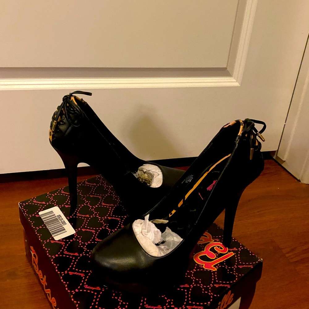 Betsy Johnson Leopard Print Heels